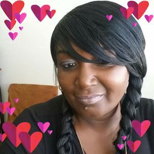 Meet your Posher, Gloria